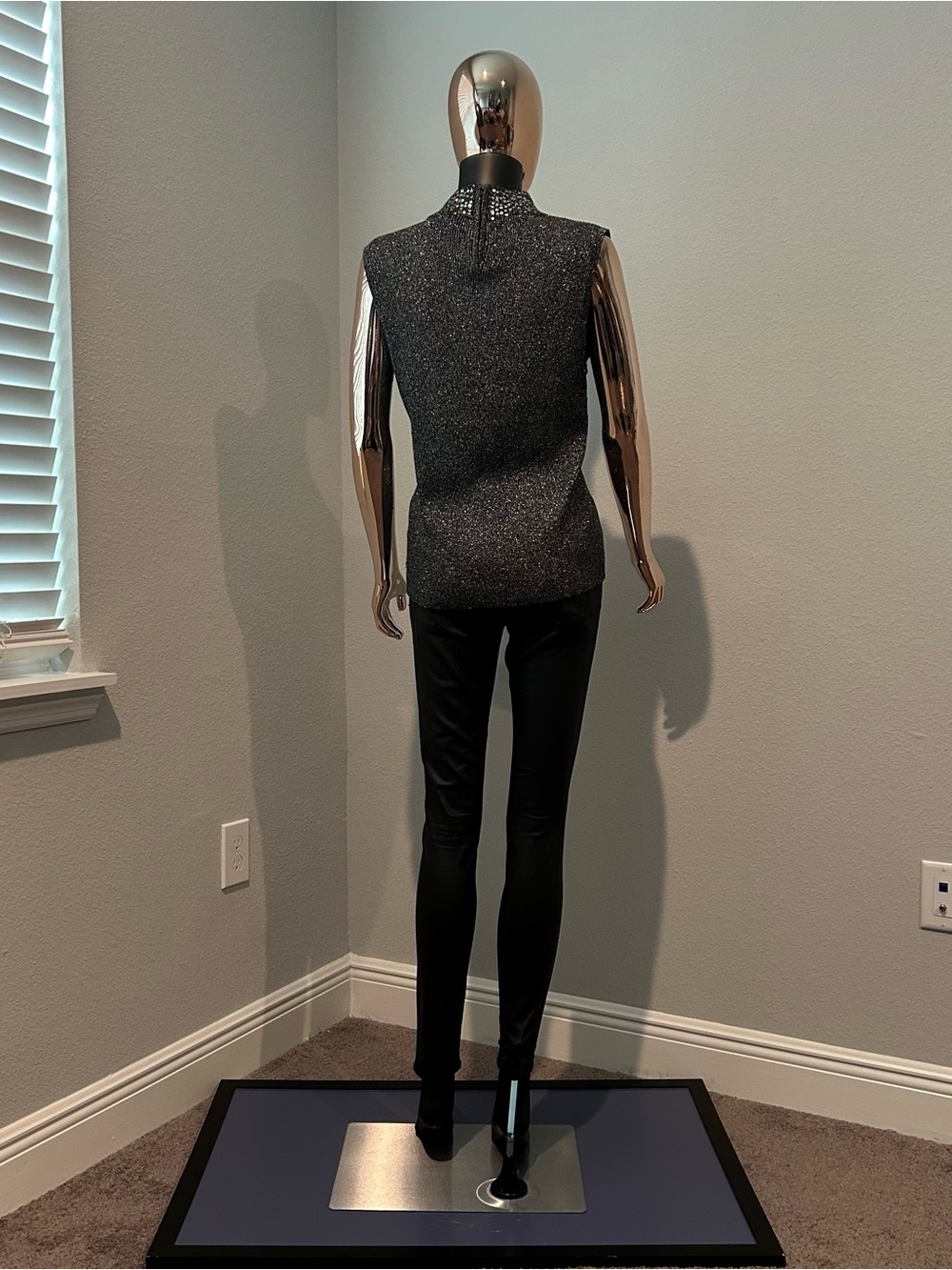 Investments Metallic Sequin Mock Neck Tank in Black - Picture 3 of 8
